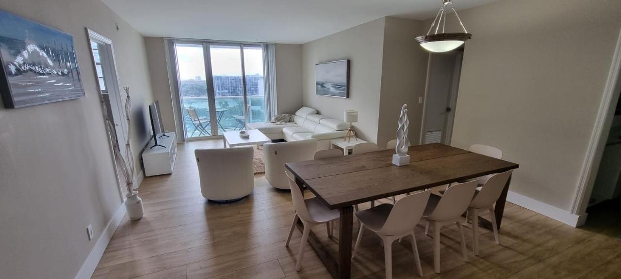 הוליווד New Luxury Apartment 2Br 2Ba Direct Beach Access מראה חיצוני תמונה